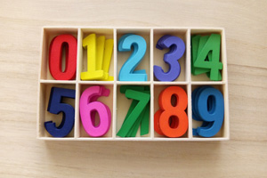 &Uuml;ber uns - Zahlen & Fakten, � Ismail Sadiron / Shutterstock (659337121)