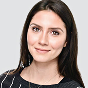 Aysenur K&ouml;se: Rechnungsstellung & Materialversand